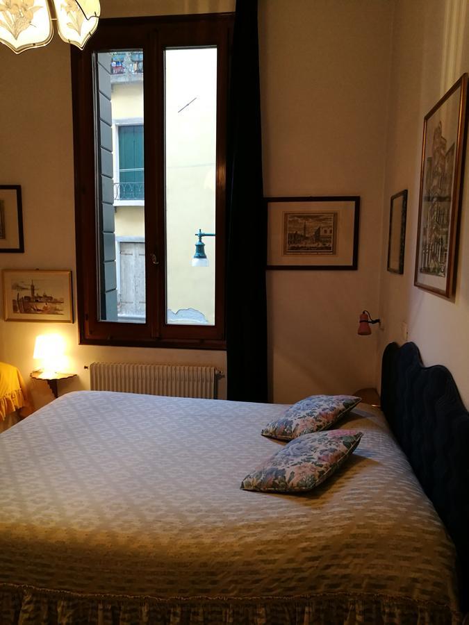 Alloggi Alla Scala Del Bovolo Venezia Eksteriør bilde